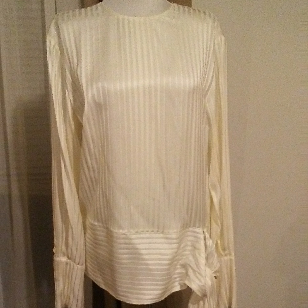 Blouse - Picture 2 of 2